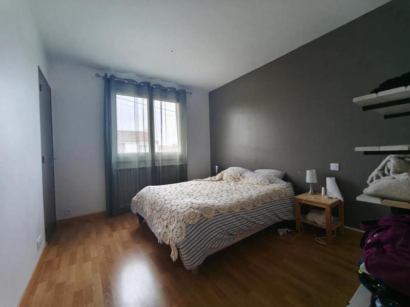 Pavillon - 93 m² - 5 pièces