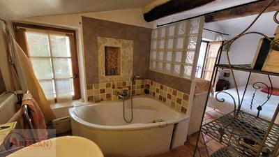 Maison - 200 m² - 7 pièces