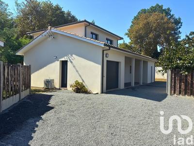 Maison - 167 m² - 5 pièces