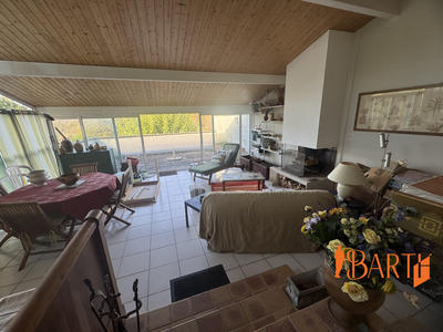 Appartement - 140 m² - 5 pièces