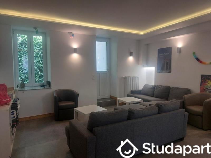 Chambre - 15 m² - 1 pièce