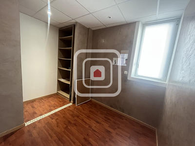 Appartement - 75 m² - 4 pièces