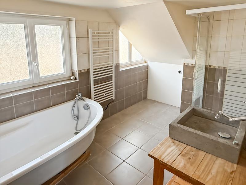 Maison - 157 m² - 6 pièces