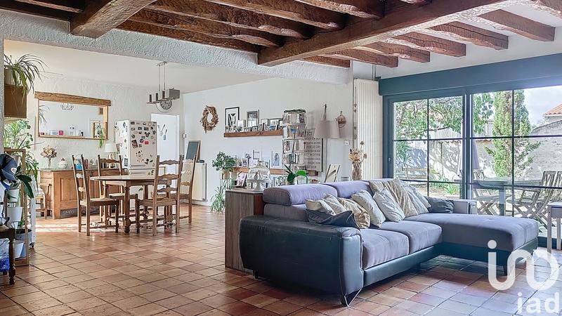 Maison - 225 m² - 10 pièces