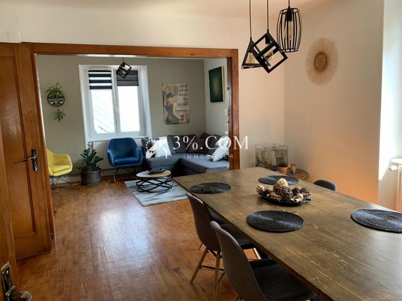 Maison - 260 m² - 11 pièces