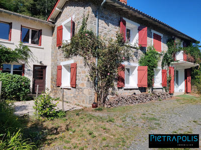 Maison - 166 m² - 7 pièces