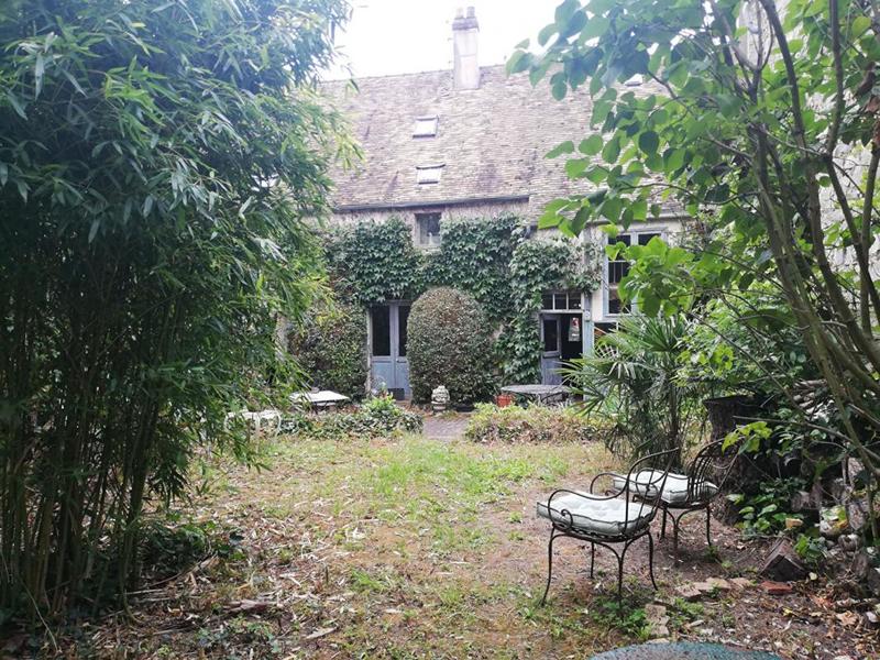 Maison - 184 m² - 8 pièces