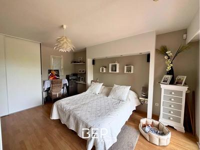 Villa - 265 m² - 7 pièces