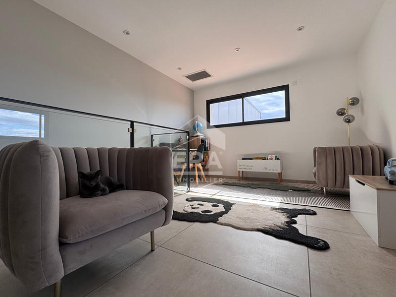 Maison - 150 m² - 5 pièces