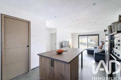 Maison - 77 m² - 4 pièces