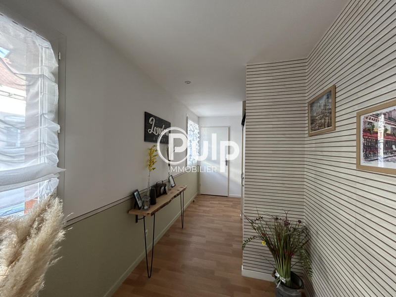 Immeuble - 853 m² - 35 pièces