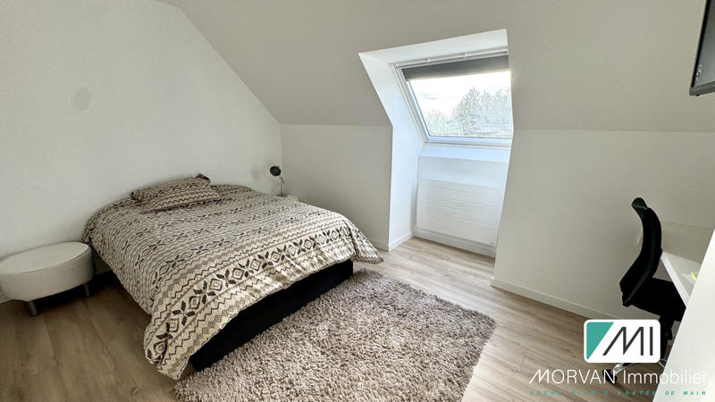 Maison - 228 m² - 8 pièces