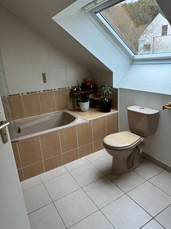 Maison traditionnelle - 75 m² - 3 pièces