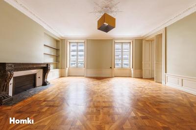 Appartement - 128 m² - 4 pièces