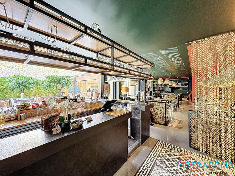 Local d'activités - 315 m²