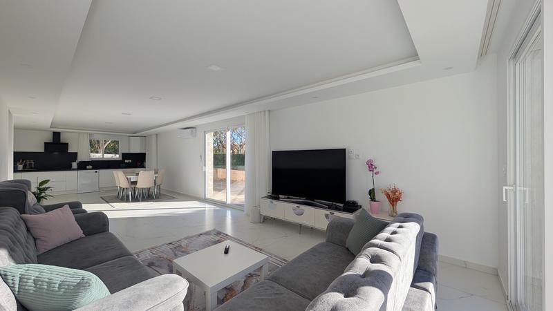 Maison - 157 m² - 6 pièces