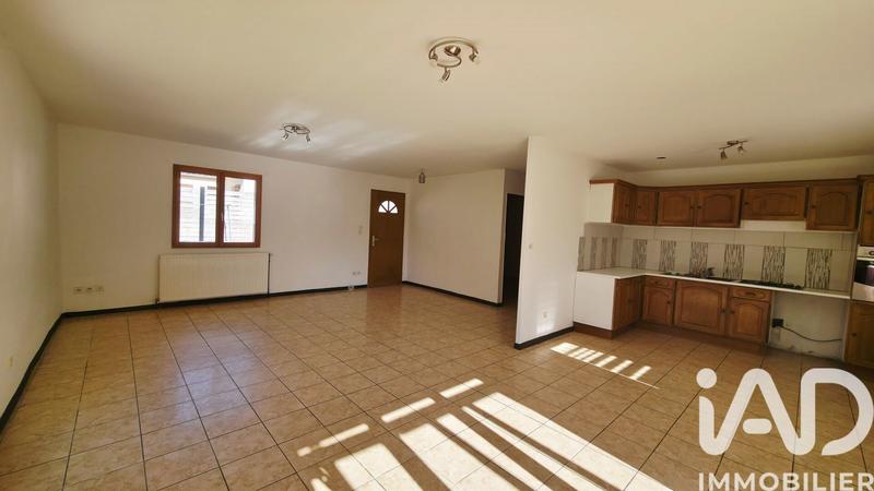 Maison - 99 m² - 4 pièces