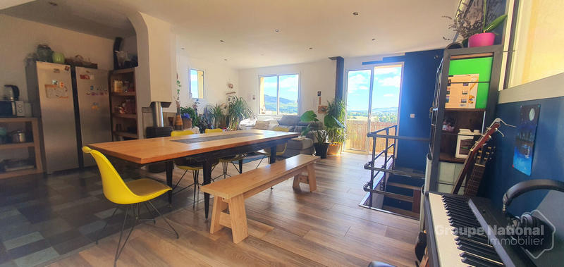 Maison - 120 m² - 6 pièces