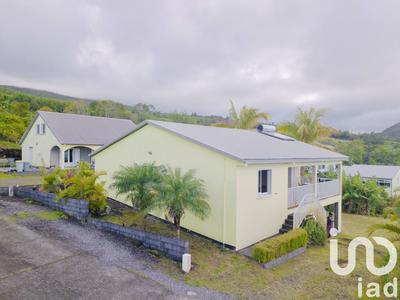 Maison - 102 m² - 4 pièces