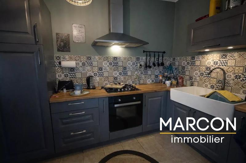 Maison - 84 m² - 5 pièces