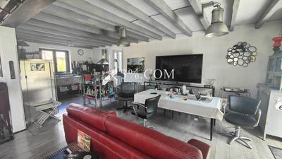 Maison - 186 m² - 5 pièces