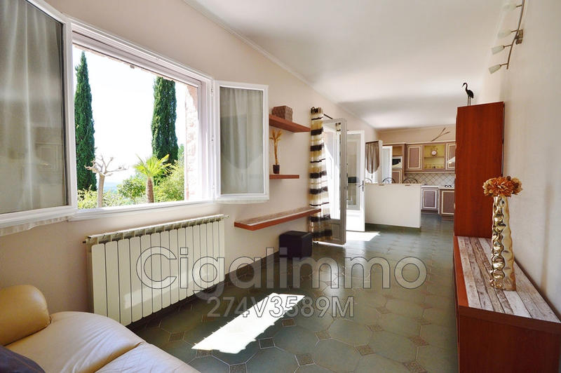 Villa - 226 m² - 6 pièces