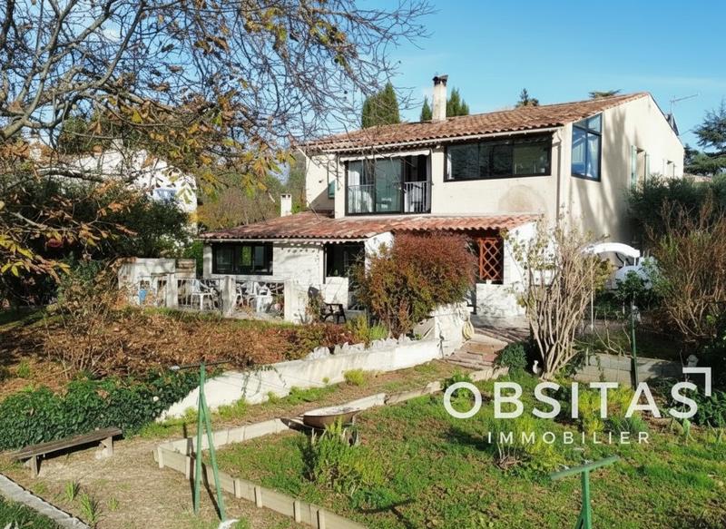 Maison - 145 m² - 5 pièces