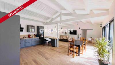 Maison - 170 m² - 5 pièces