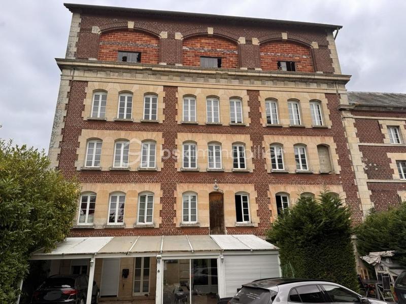 Immeuble - 1 594 m² - 45 pièces