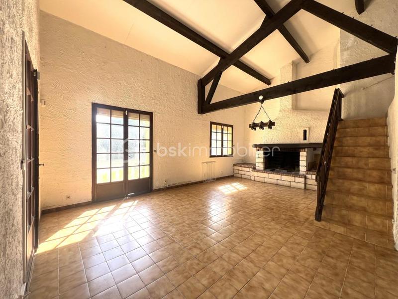 Propriété - 145 m² - 6 pièces