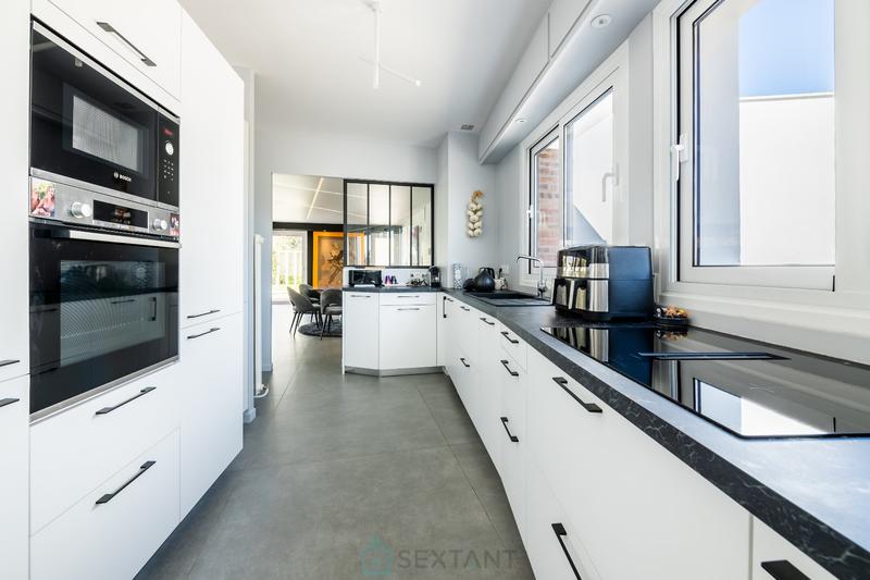 Maison d'architecte - 215 m² - 6 pièces