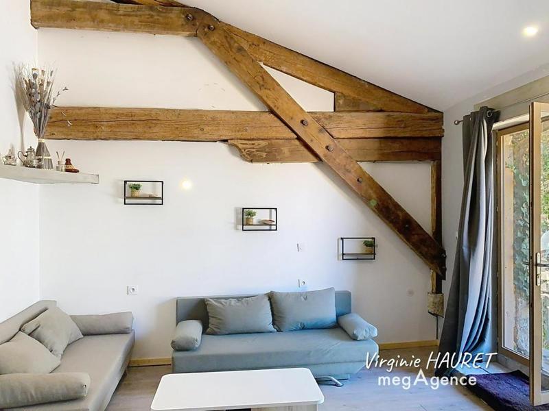 Maison en pierre - 343 m² - 9 pièces