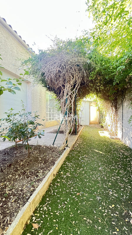 Maison - 104 m² - 5 pièces