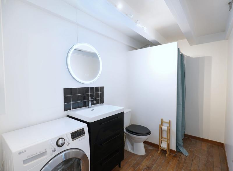 Appartement - 101 m² - 2 pièces