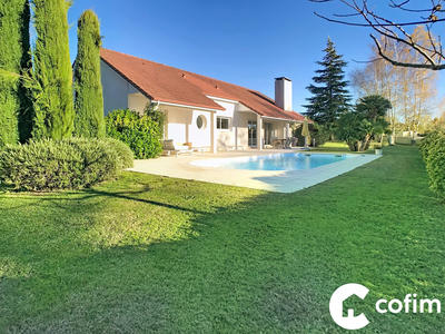 Maison - 120 m² - 5 pièces