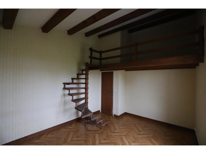 Maison - 159 m² - 9 pièces