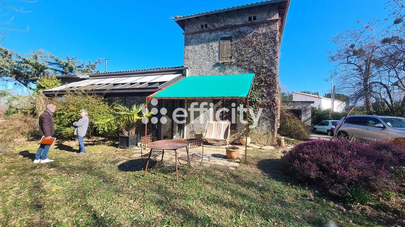 Maison - 200 m² - 5 pièces