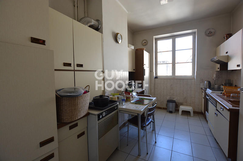 Appartement - 93 m² - 2 pièces