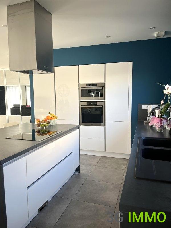 Maison - 141 m² - 4 pièces