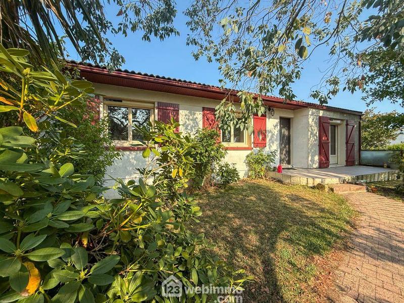 Maison - 94 m² - 5 pièces