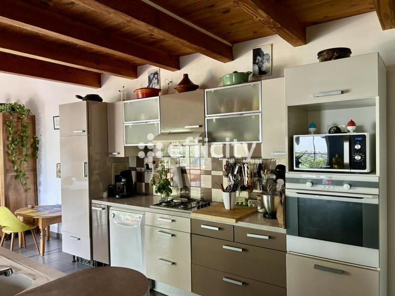 Maison - 105 m² - 5 pièces