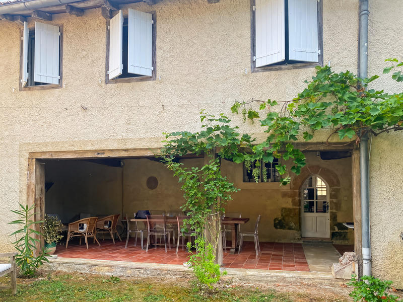 Maison - 227 m² - 6 pièces