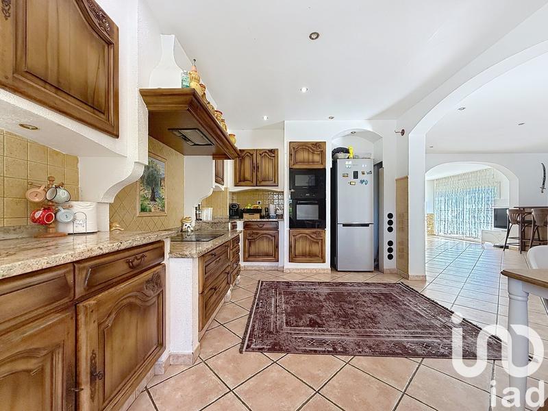 Maison - 197 m² - 4 pièces