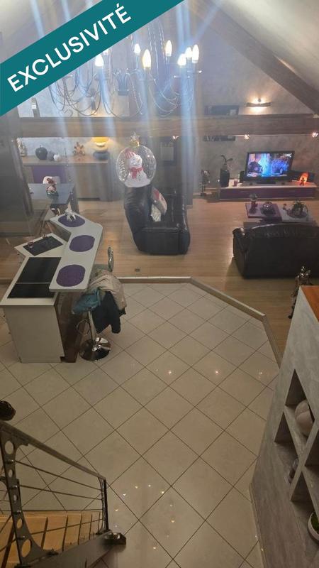 Appartement - 122 m² - 4 pièces