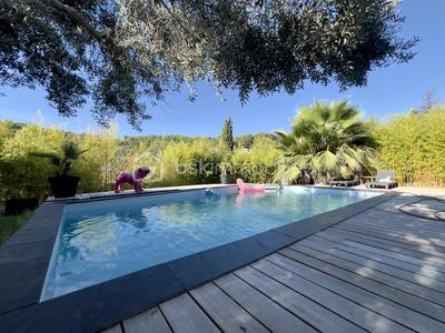 Maison - 133 m² - 4 pièces