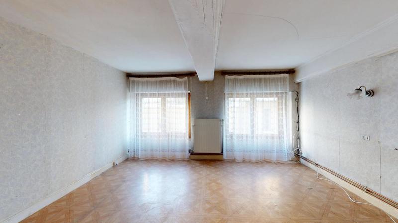 Appartement - 100 m² - 5 pièces