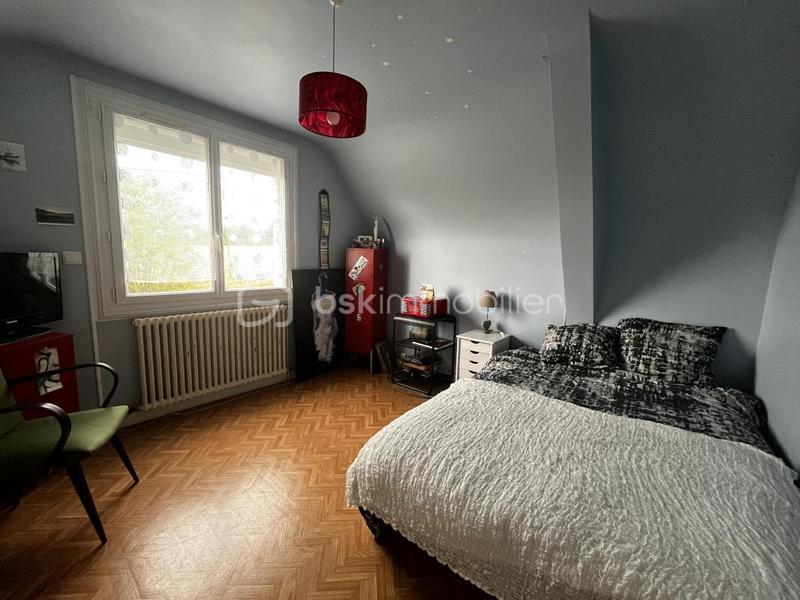 Maison traditionnelle - 90 m² - 5 pièces