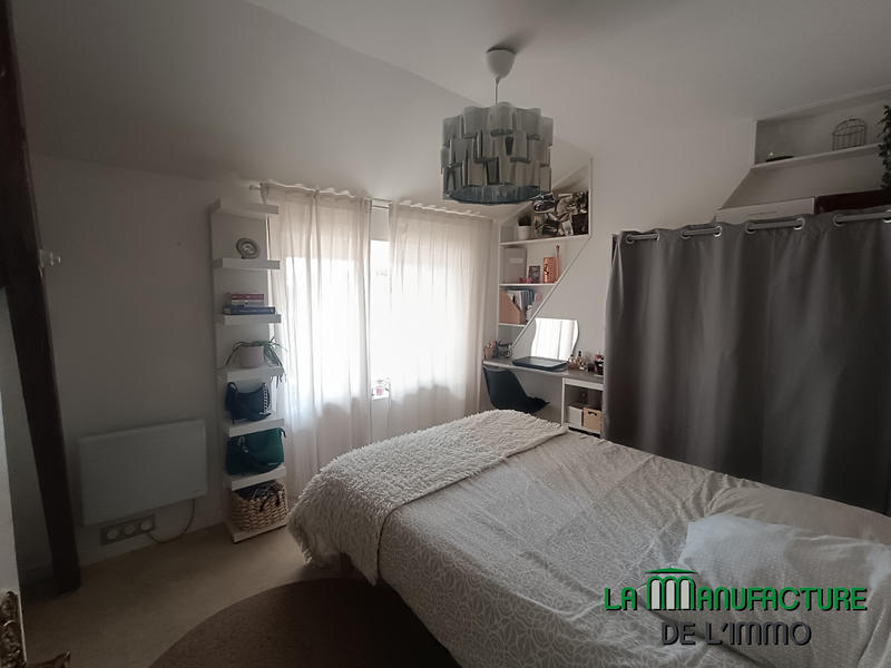 Maison - 177 m² - 6 pièces