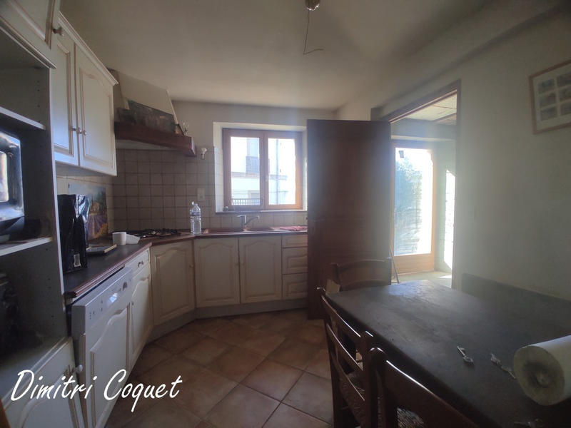 Maison - 140 m² - 3 pièces