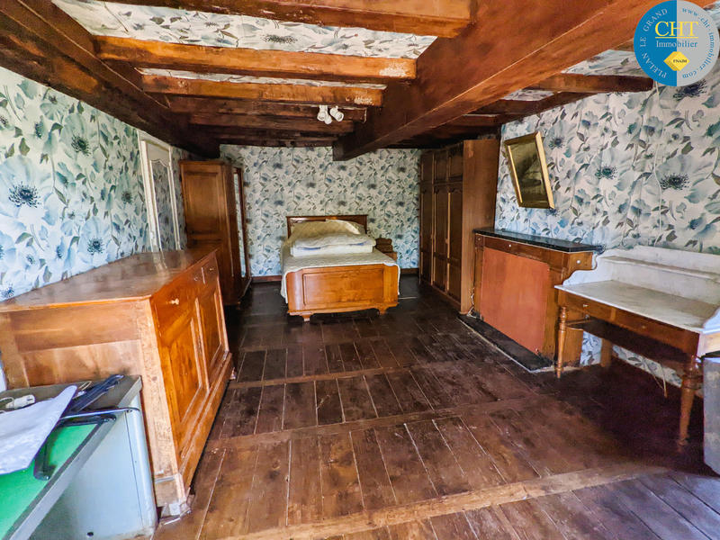 Maison - 228 m² - 12 pièces